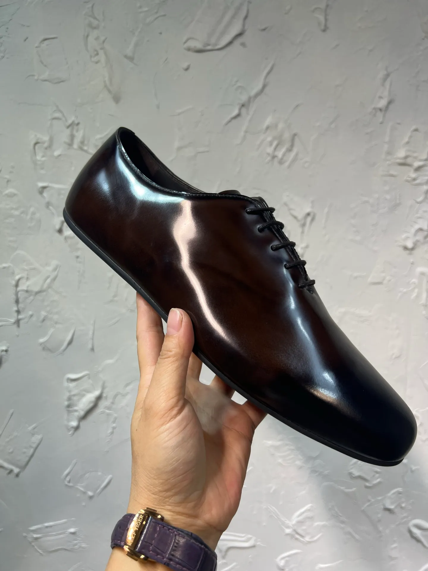 P760 prada derby2025 spring and autumn latest Prada lace-up classic retro men's shiny leather shoes, Shuffle double-button Mengke shoes, open side beaded cowhide, lining and foot cowhide, light rubber sole, sole height and thickness 10mm, original packaging black and brown 2 colors, code number: 39-46